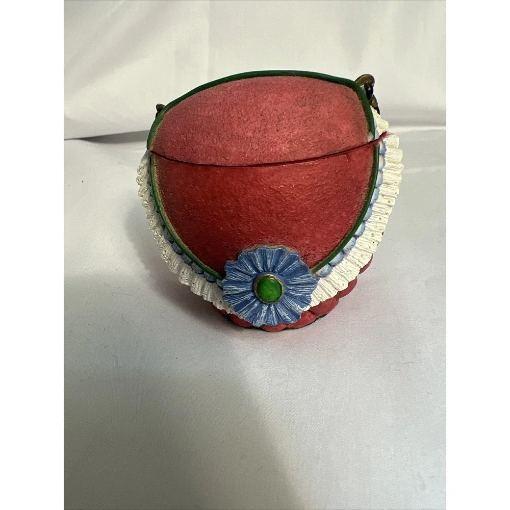 1997 Willow Hall Ceramic Jewelry Trinket Box Samantha
